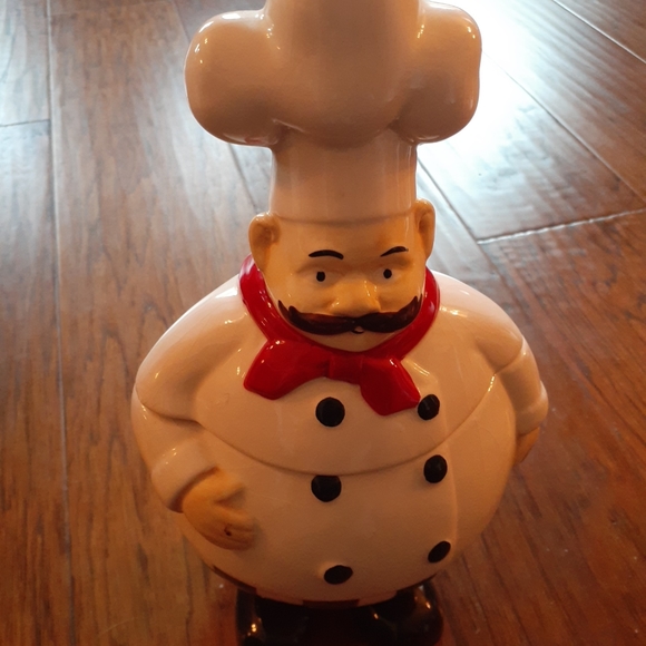 GORGEOUS Canterbury Pottery 12" Chef Figurine Cookie Jar. - Picture 2 of 8